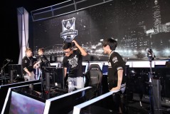 BLG战队逆袭T1夺冠：2025年全球总决赛见证LPL赛区荣耀时刻